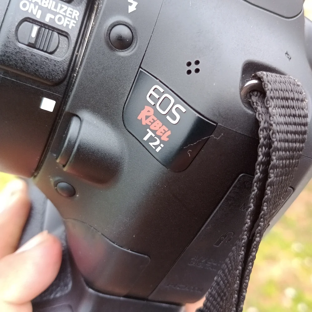 canon eos rebel t2i